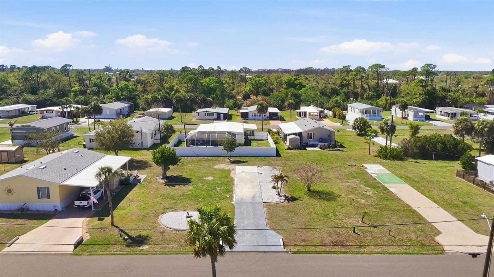 1288 Kingfisher Dr, Englewood, FL 34224