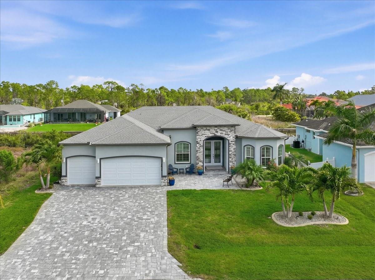 9214 Melody Cir, Port Charlotte, FL 33981