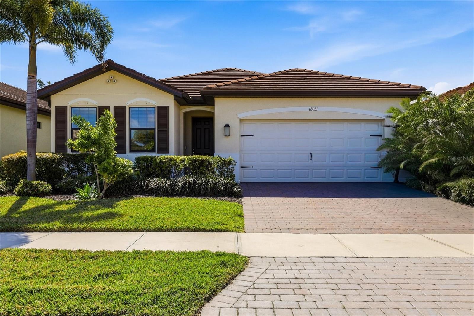 12031 Lovegrass St, Venice, FL 34293