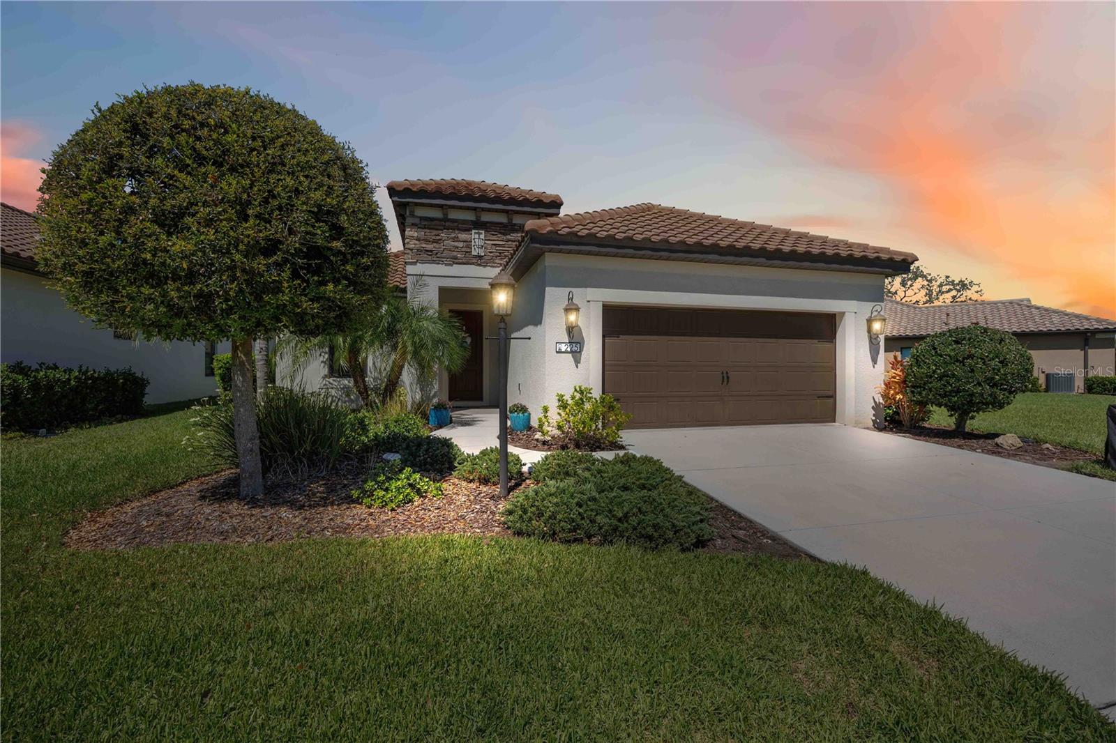 225 Benedetto Ct, Nokomis, FL 34275