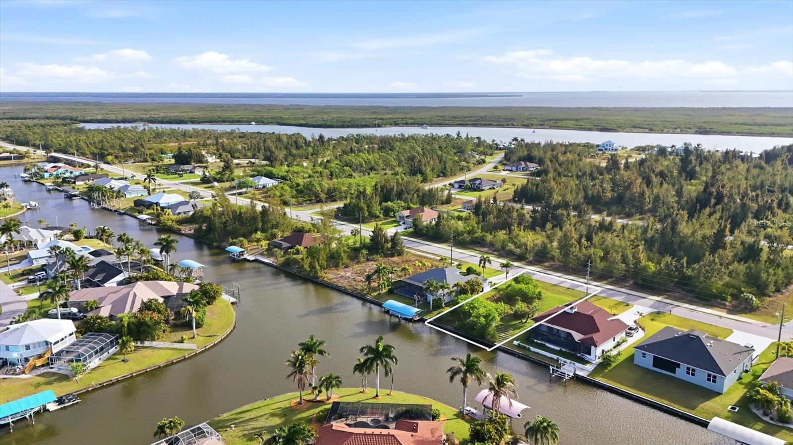 9413 St Paul Dr, Port Charlotte, FL 33981