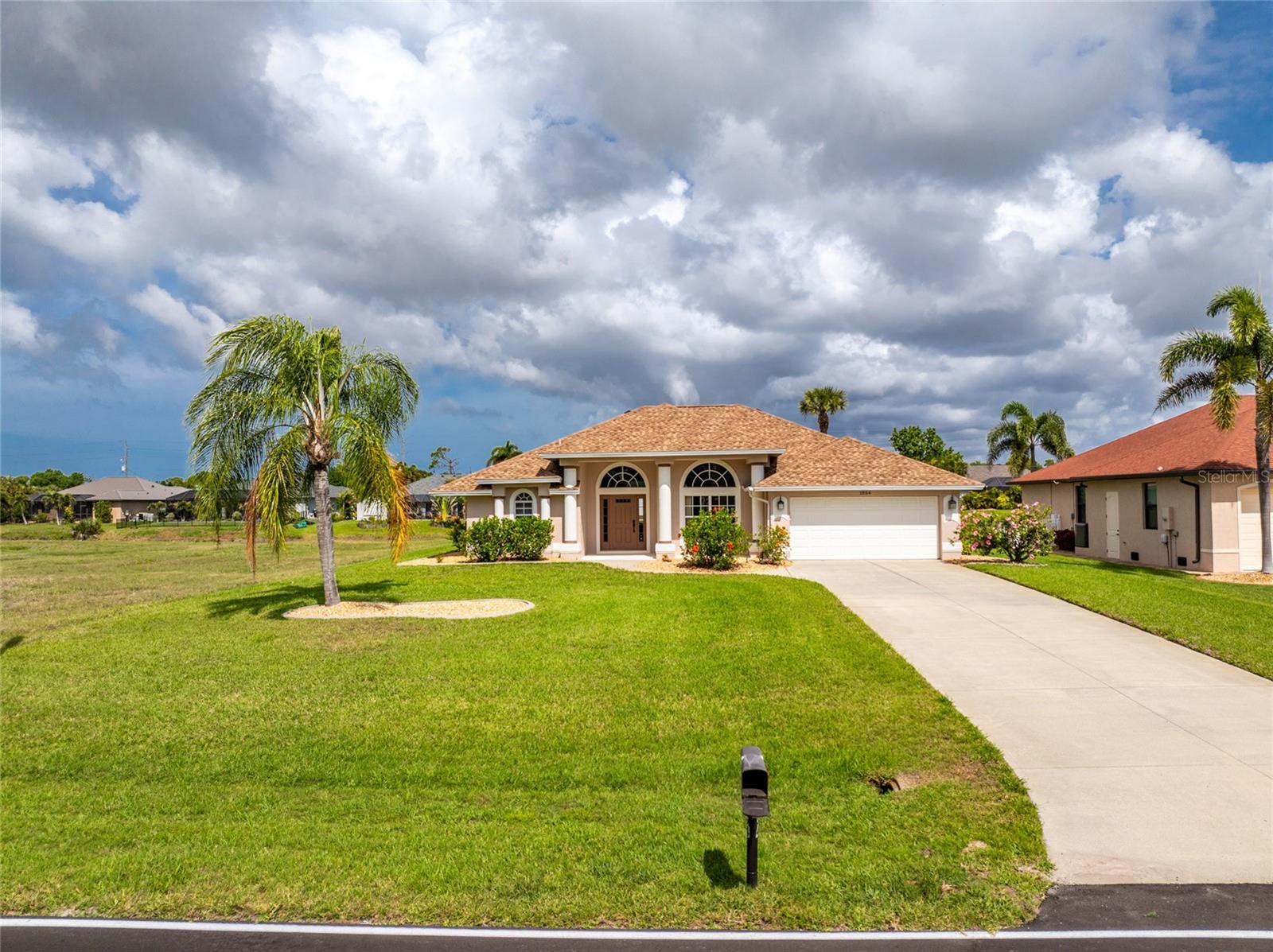 1054 Boundary Blvd, Rotonda West, FL 33947