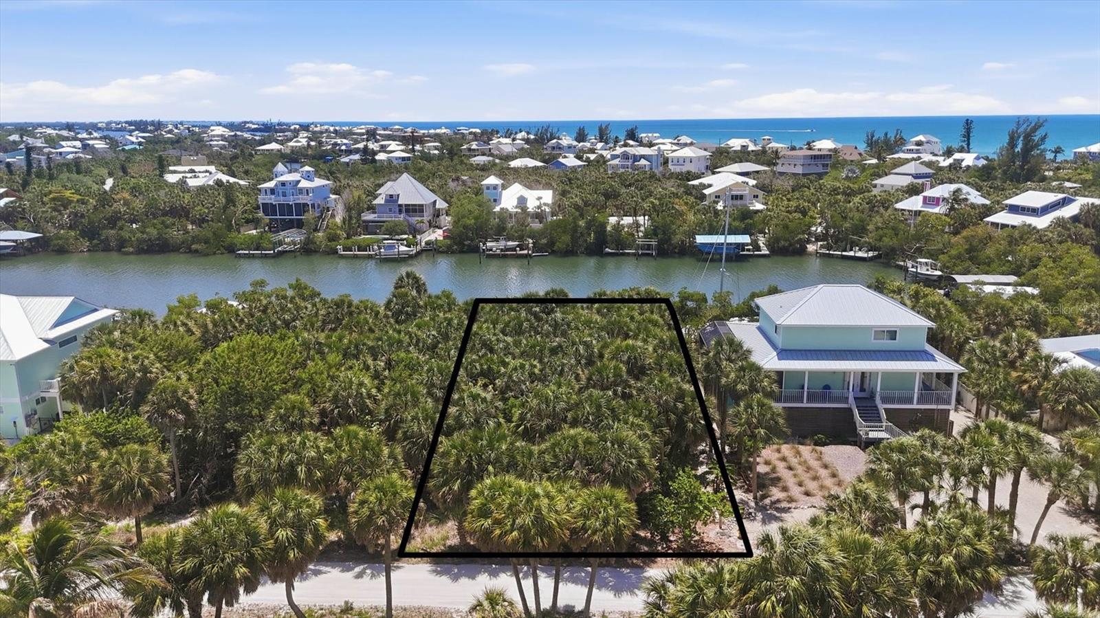 70 Palm Dr, Placida, FL 33946