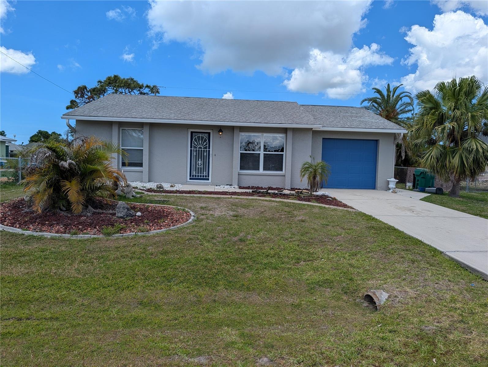 7429 Hart St, Englewood, FL 34224
