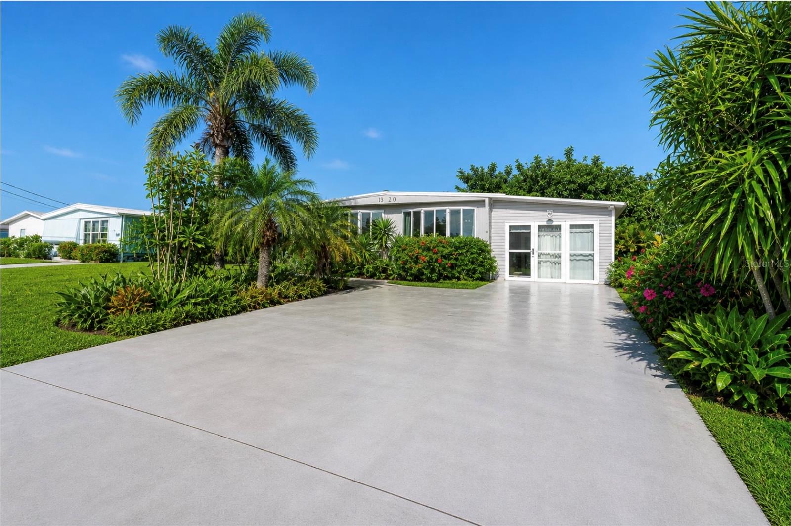 1320 Seagull Dr, Englewood, FL 34224