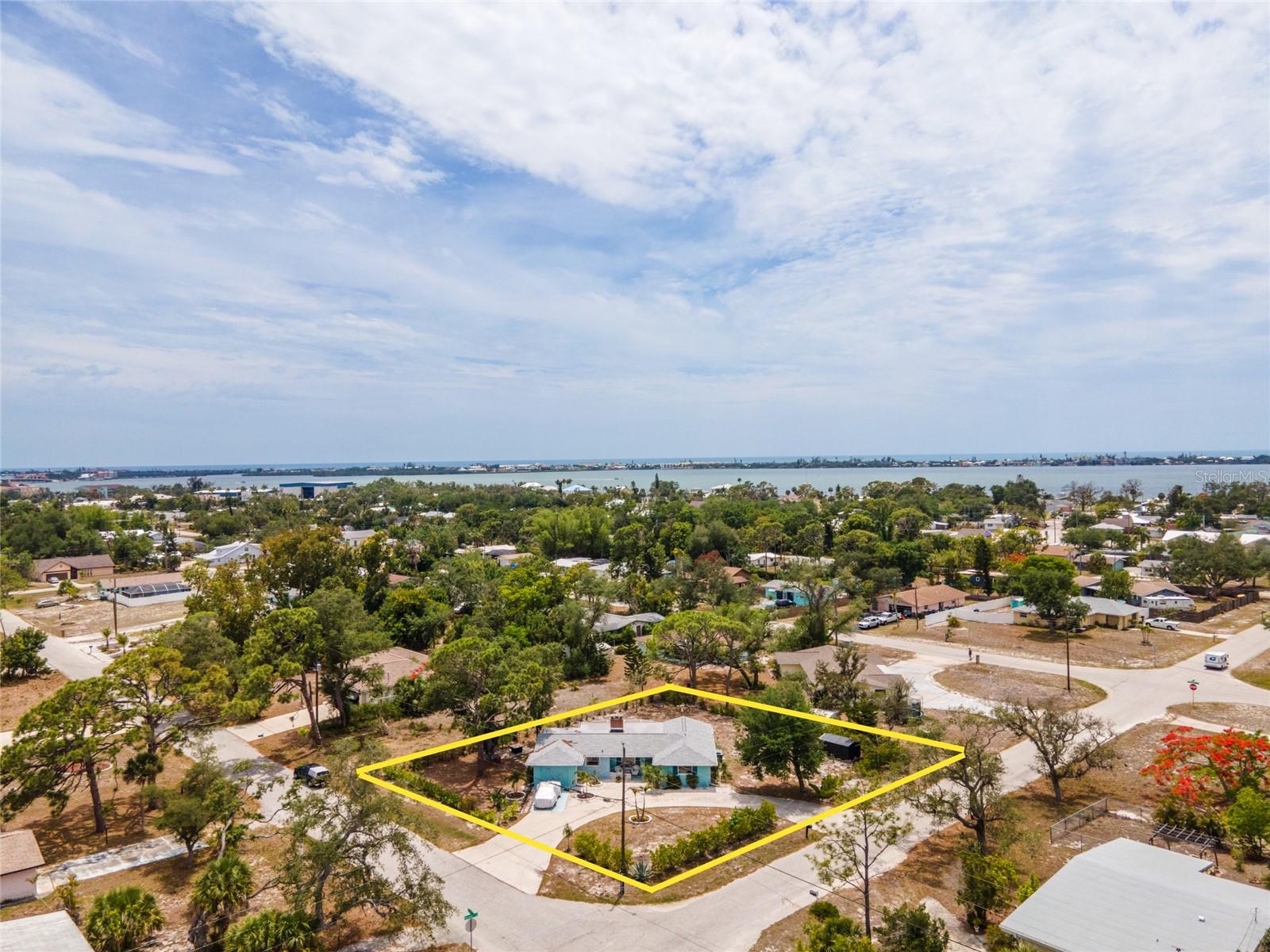 139 Hosmer Ave, Englewood, FL 34223