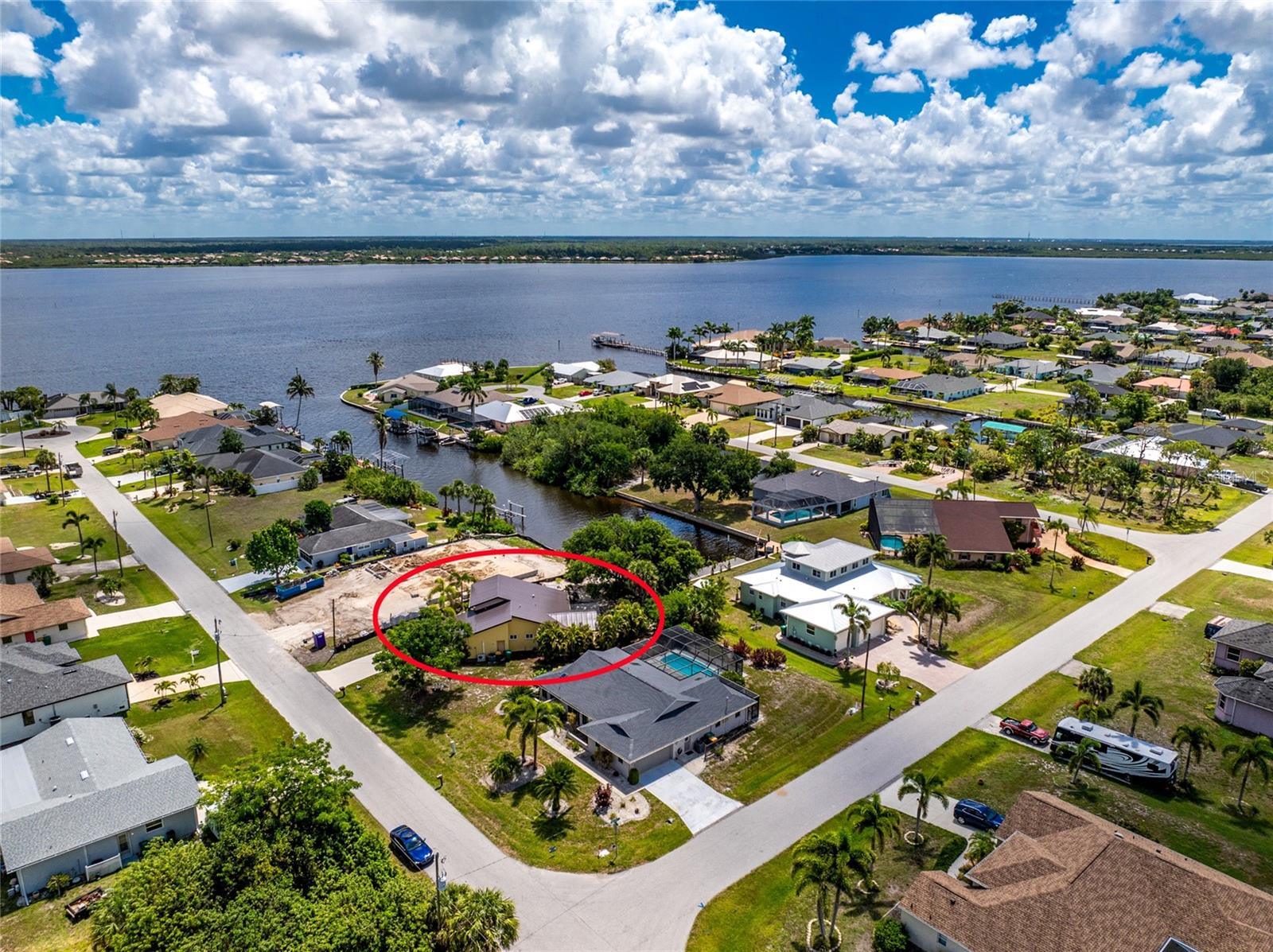 2532 Dixon Ter, Port Charlotte, FL 33981