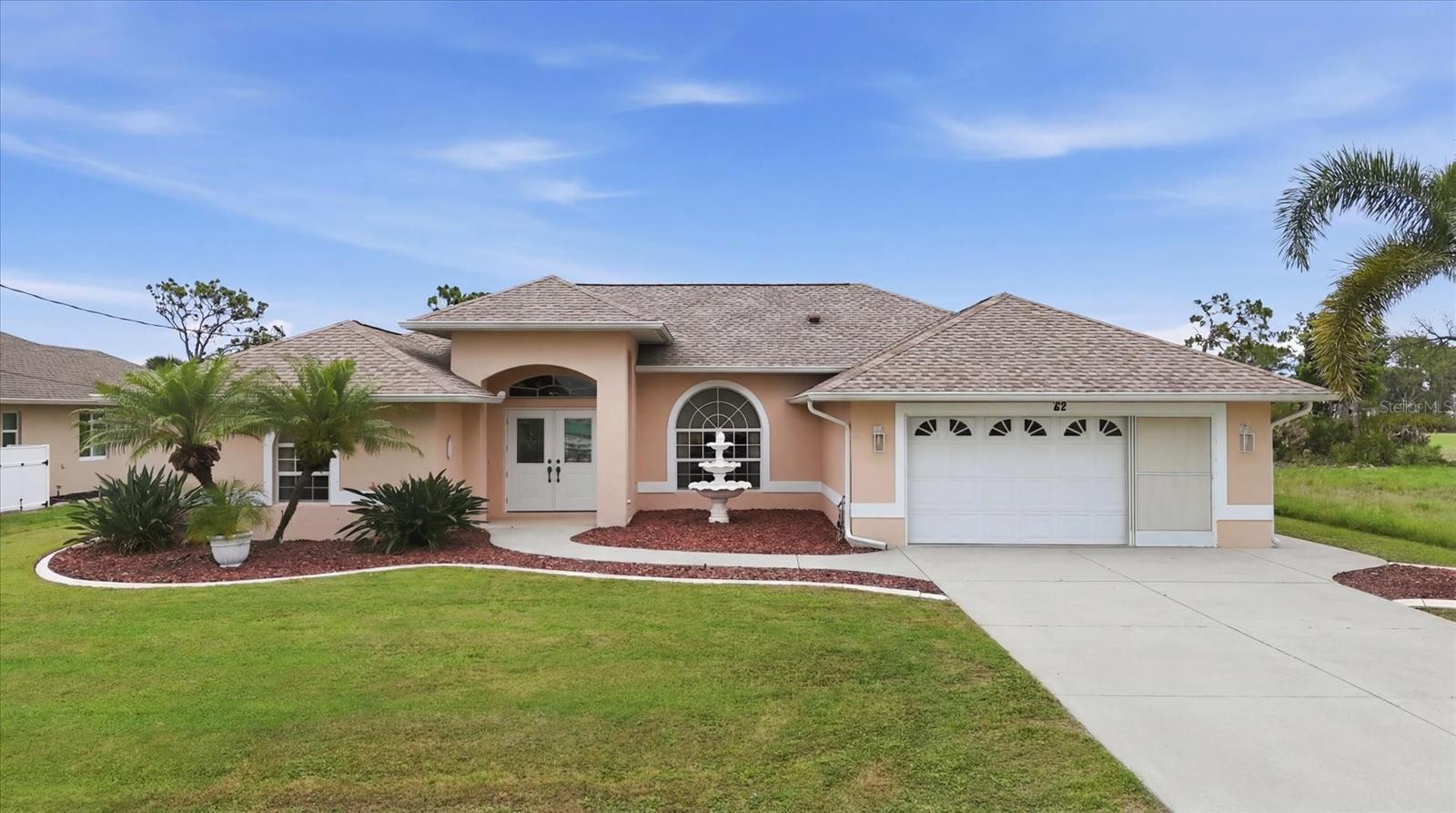 82 Pinehurst Pl, Rotonda West, FL 33947