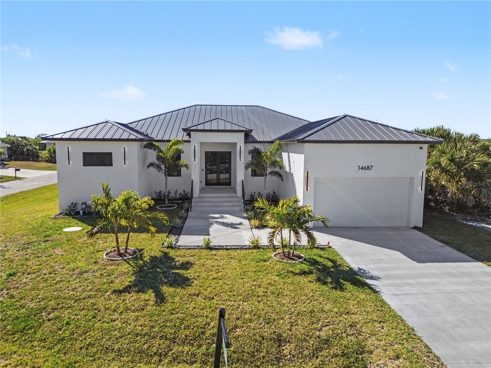 14687 Lillian Cir, Port Charlotte, FL 33981