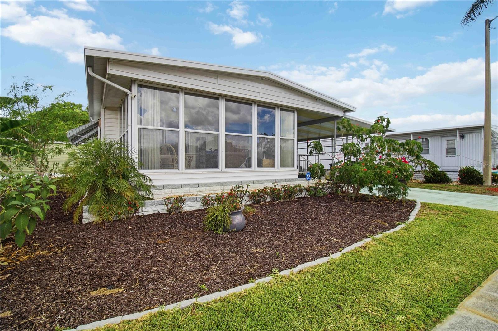 5402 Chateau Ln, Bradenton, FL 34207