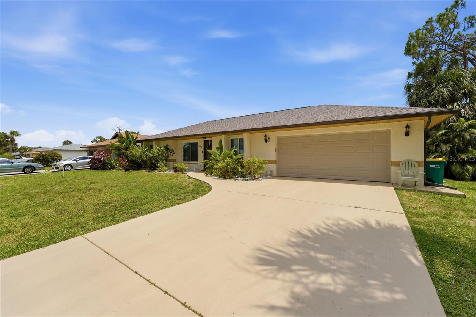18025 Le Grand Ave, Port Charlotte, FL 33948