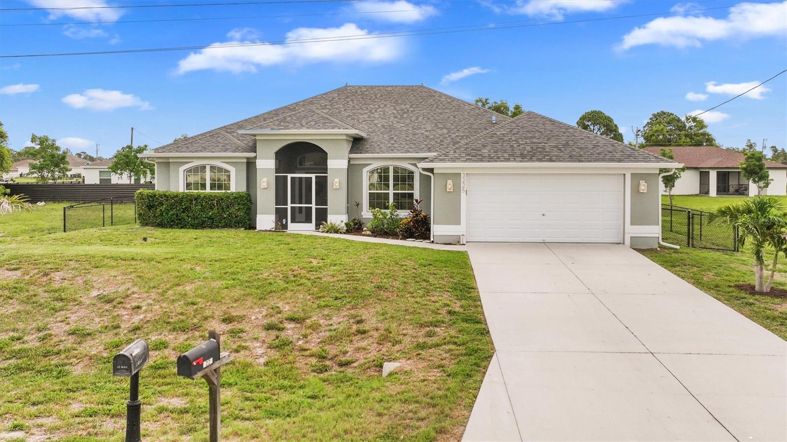 3225 Nw 2nd Pl, Cape Coral, FL 33993
