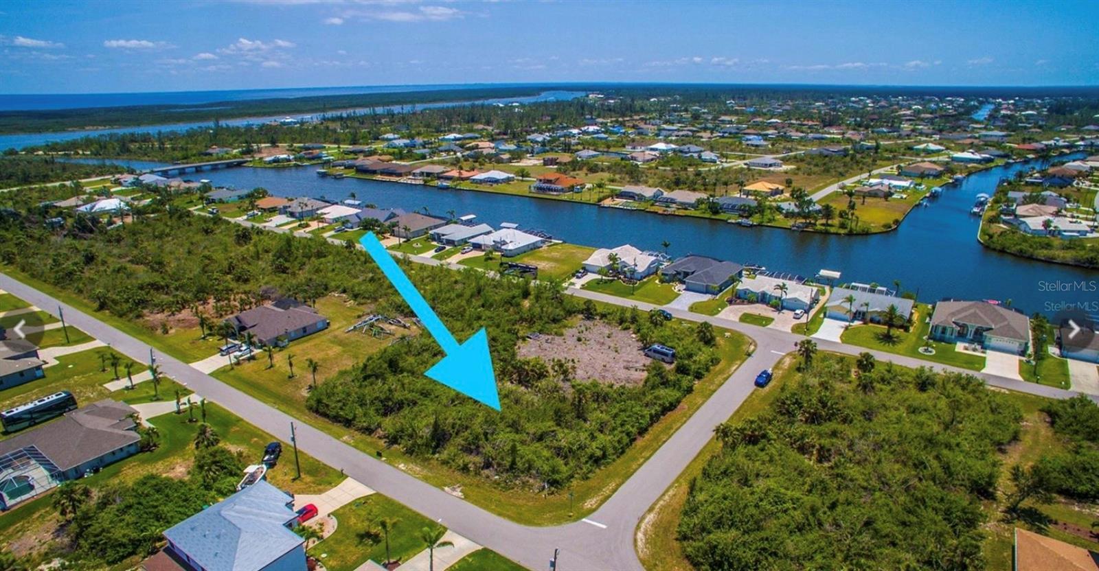 15531 Aqua Cir, Port Charlotte, FL 33981
