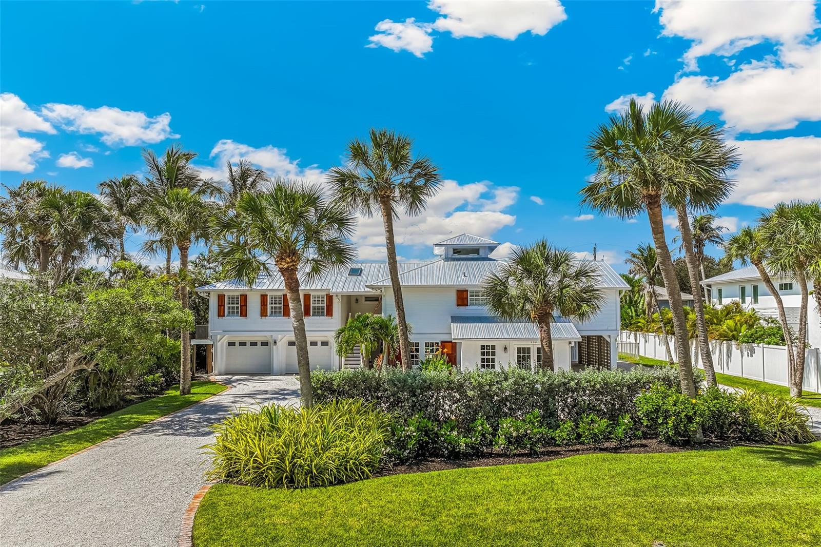 350 Gasparilla St, Boca Grande, FL 33921