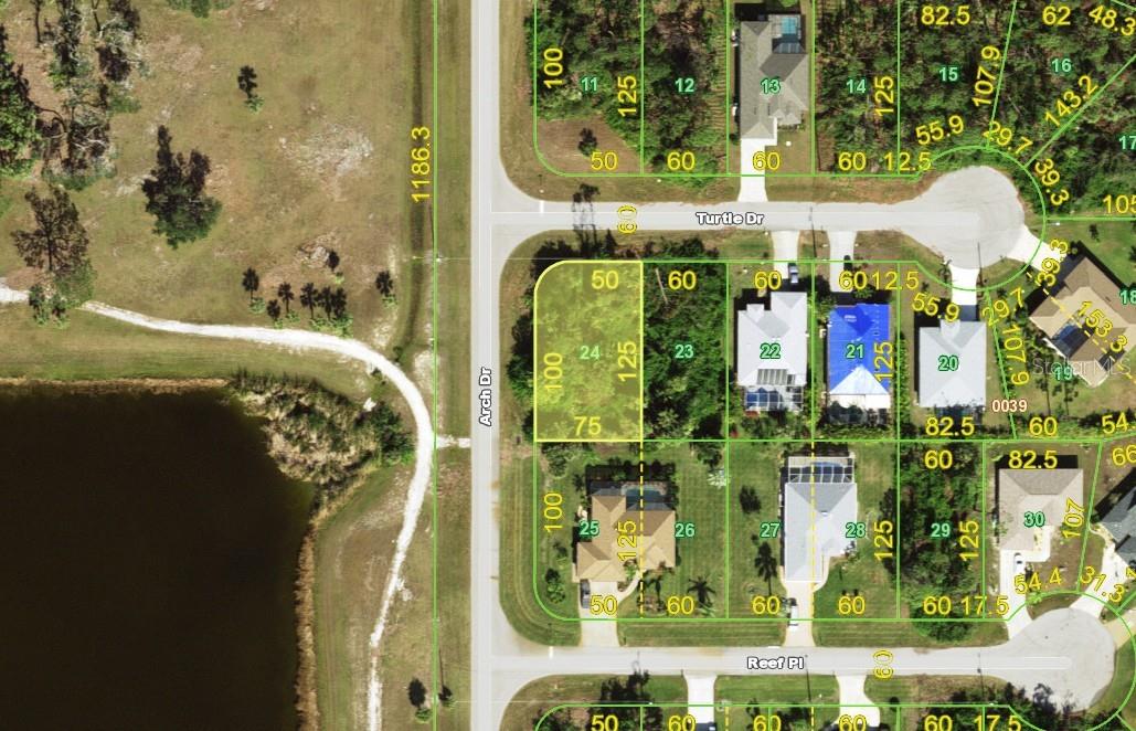 101 Turtle Dr, Rotonda West, FL 33947