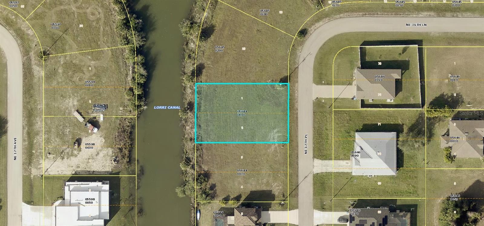3624 Ne 17th Pl, Cape Coral, FL 33909