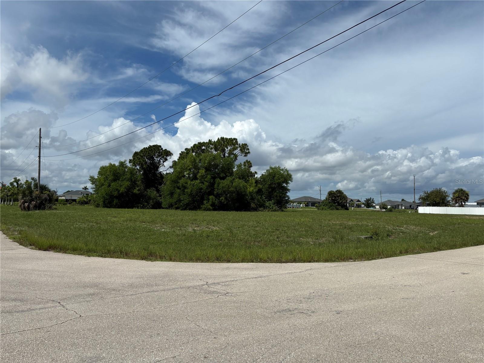 3424 Nw 41st Pl, Cape Coral, FL 33993