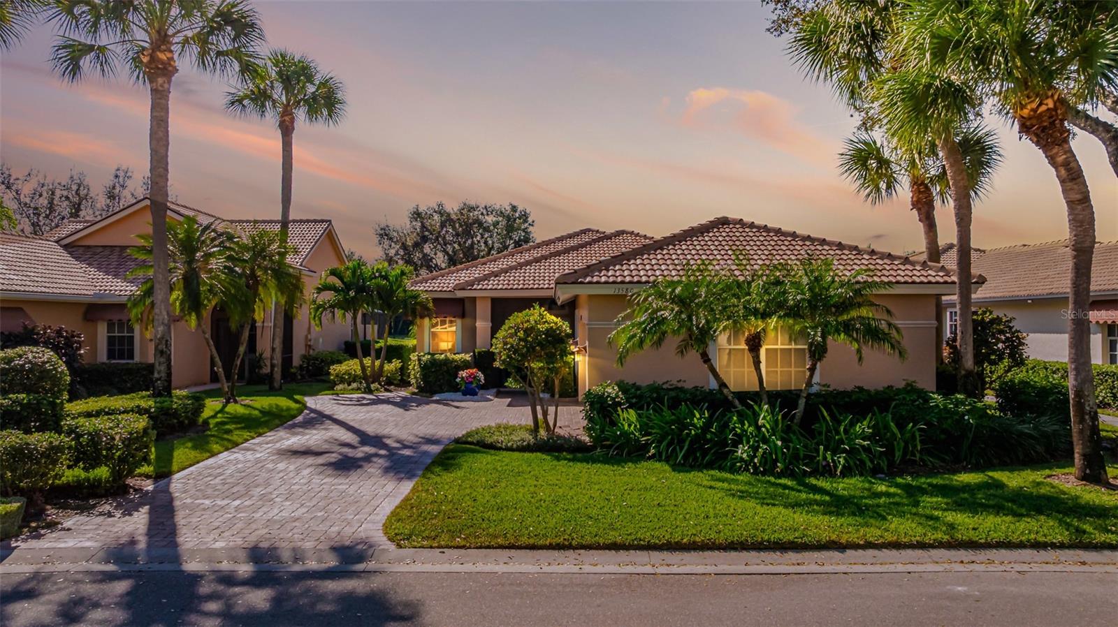 13580 Southampton Dr, Bonita Springs, FL 34135