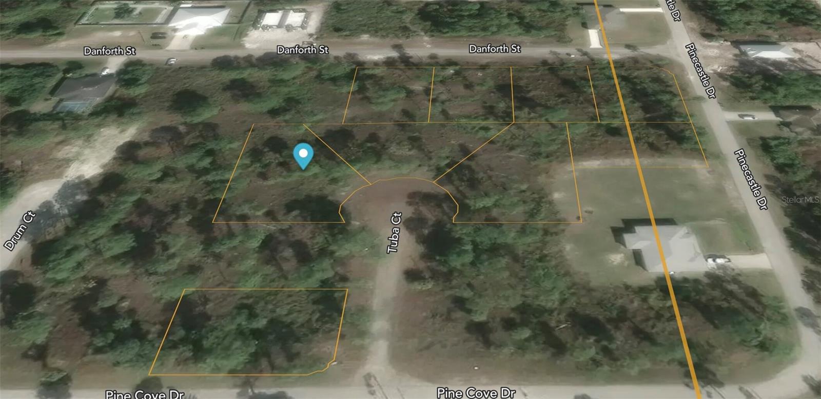 816 Tuba Ct, Lehigh Acres, FL 33974