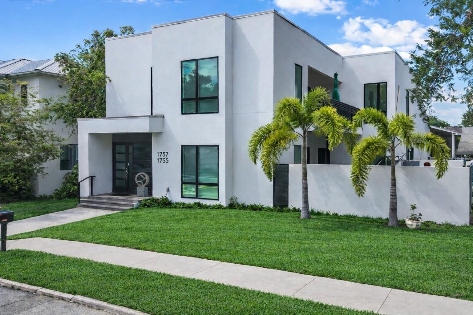 1755 7th St, Sarasota, FL 34236