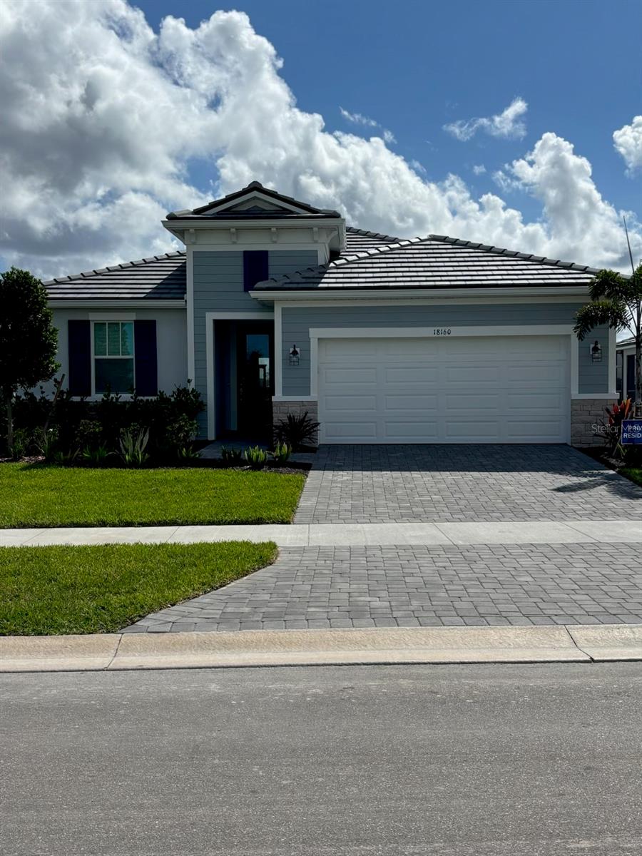 18160 Chromata Dr, Venice, FL 34293