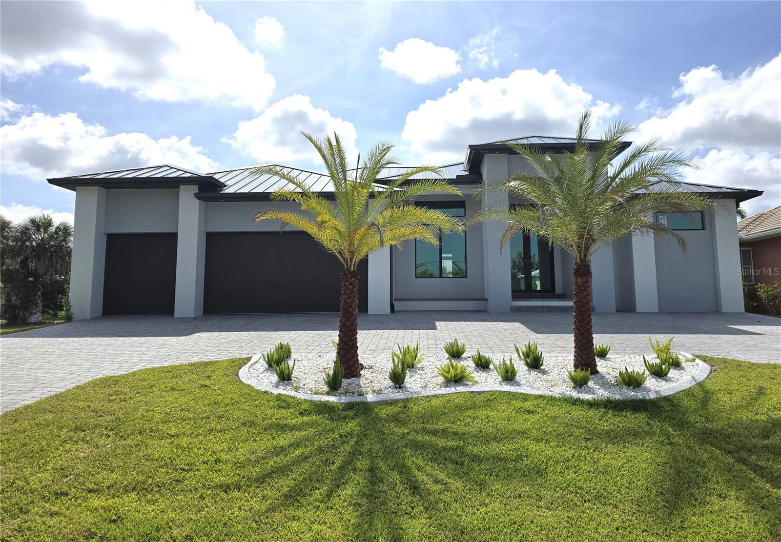 16456 Cape Horn Blvd, Punta Gorda, FL 33955