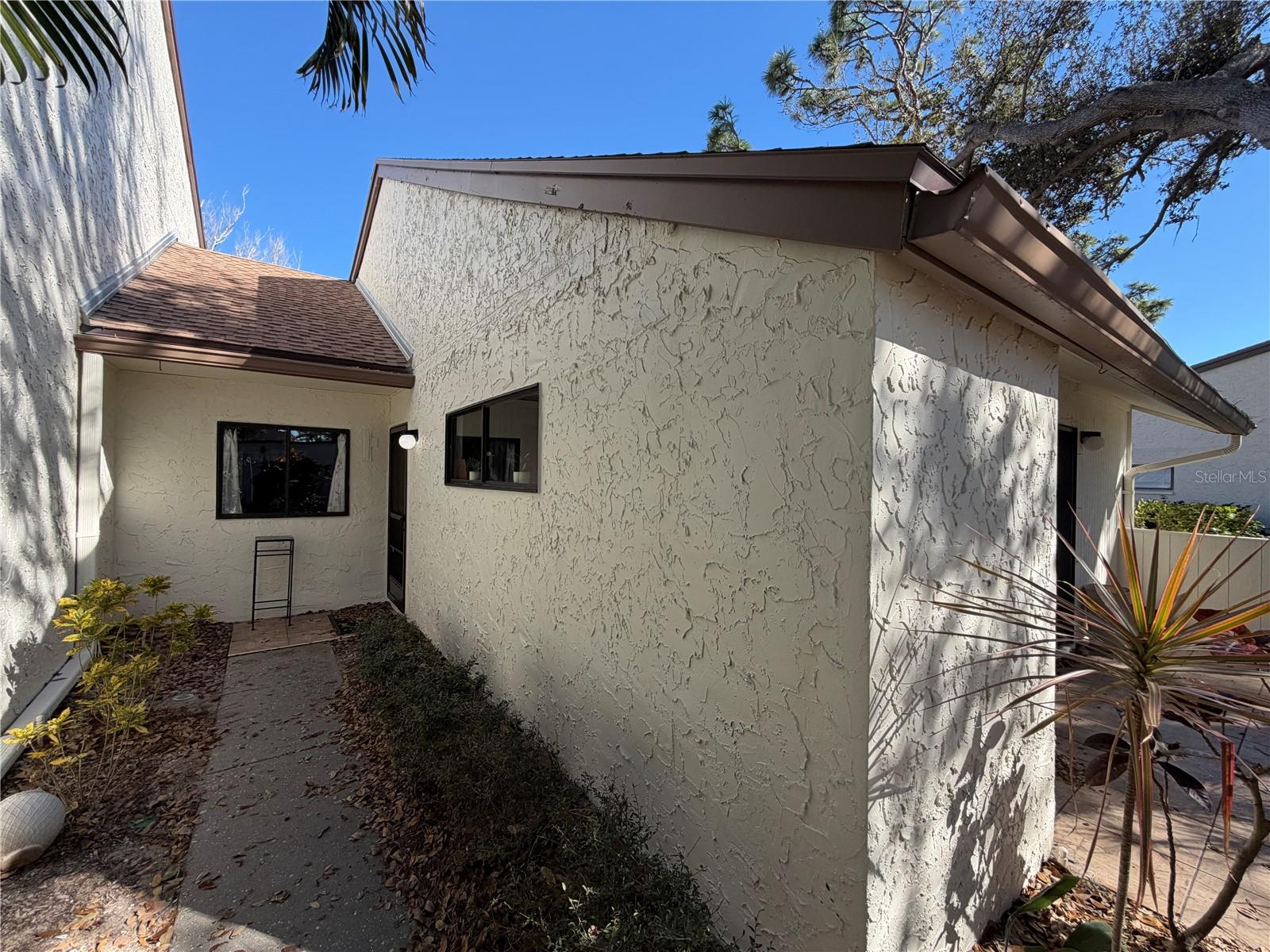 654 Bird Bay Dr E #72, Venice, FL 34285