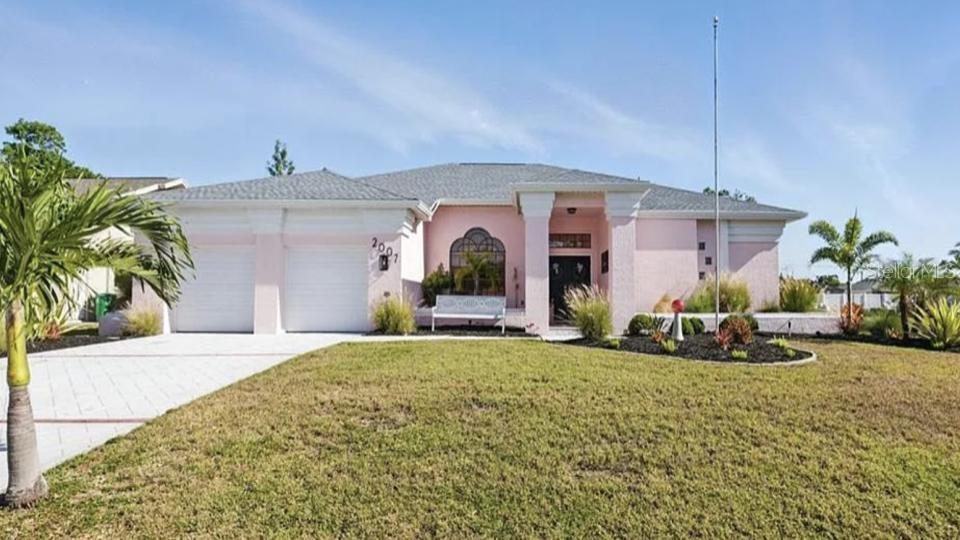 2007 Viscaya Pkwy, Cape Coral, FL 33990