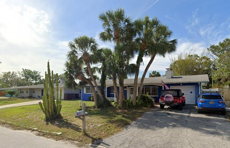 2424 Hamlin Ln, Sarasota, FL 34239