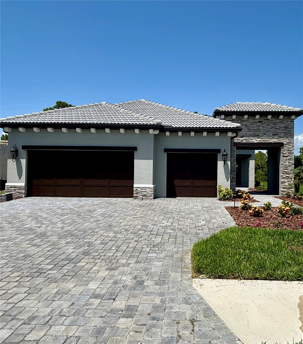 344 Corelli Dr, Nokomis, FL 34275