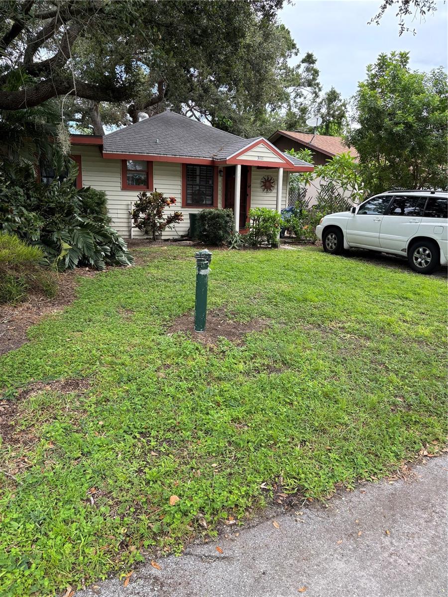 3111 Elmer St, Sarasota, FL 34231