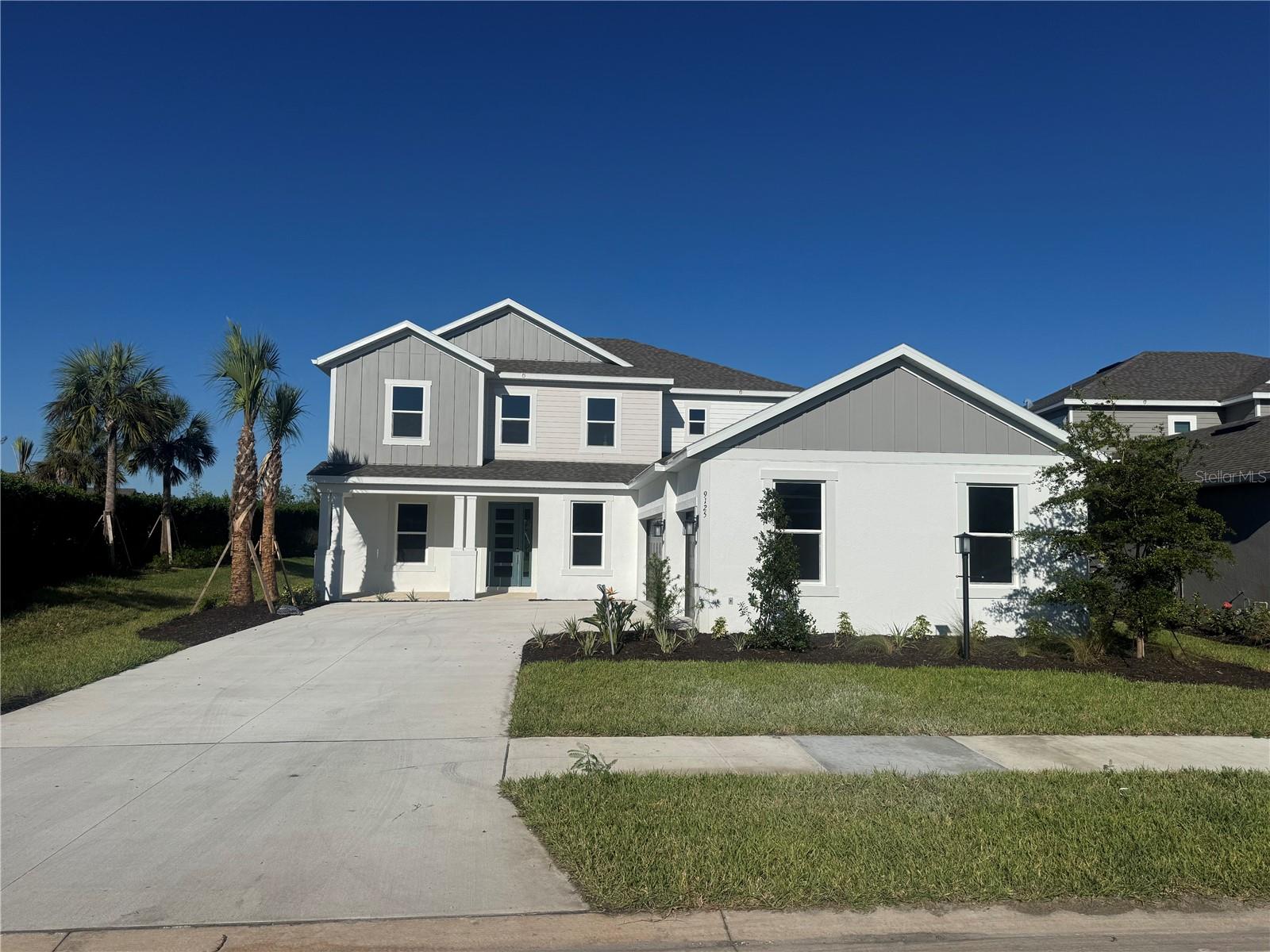 9125 Radiant Cir, Sarasota, FL 34241