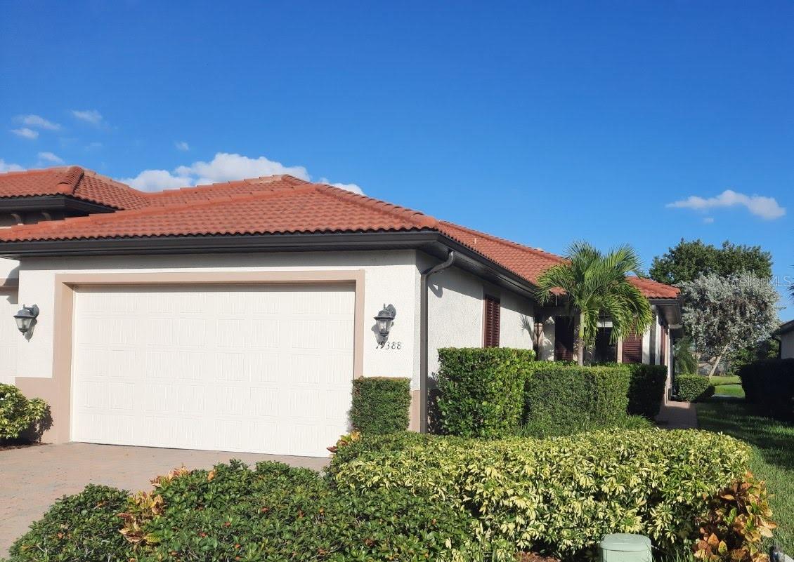 19388 Nearpoint Dr, Venice, FL 34292
