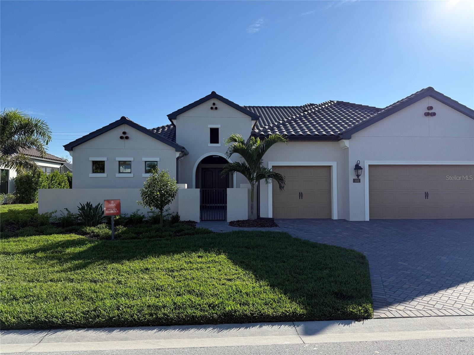 304 Bocelli Dr, Nokomis, FL 34275
