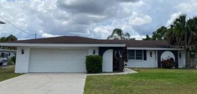 110 E North Shore Ave, North Fort Myers, FL 33917