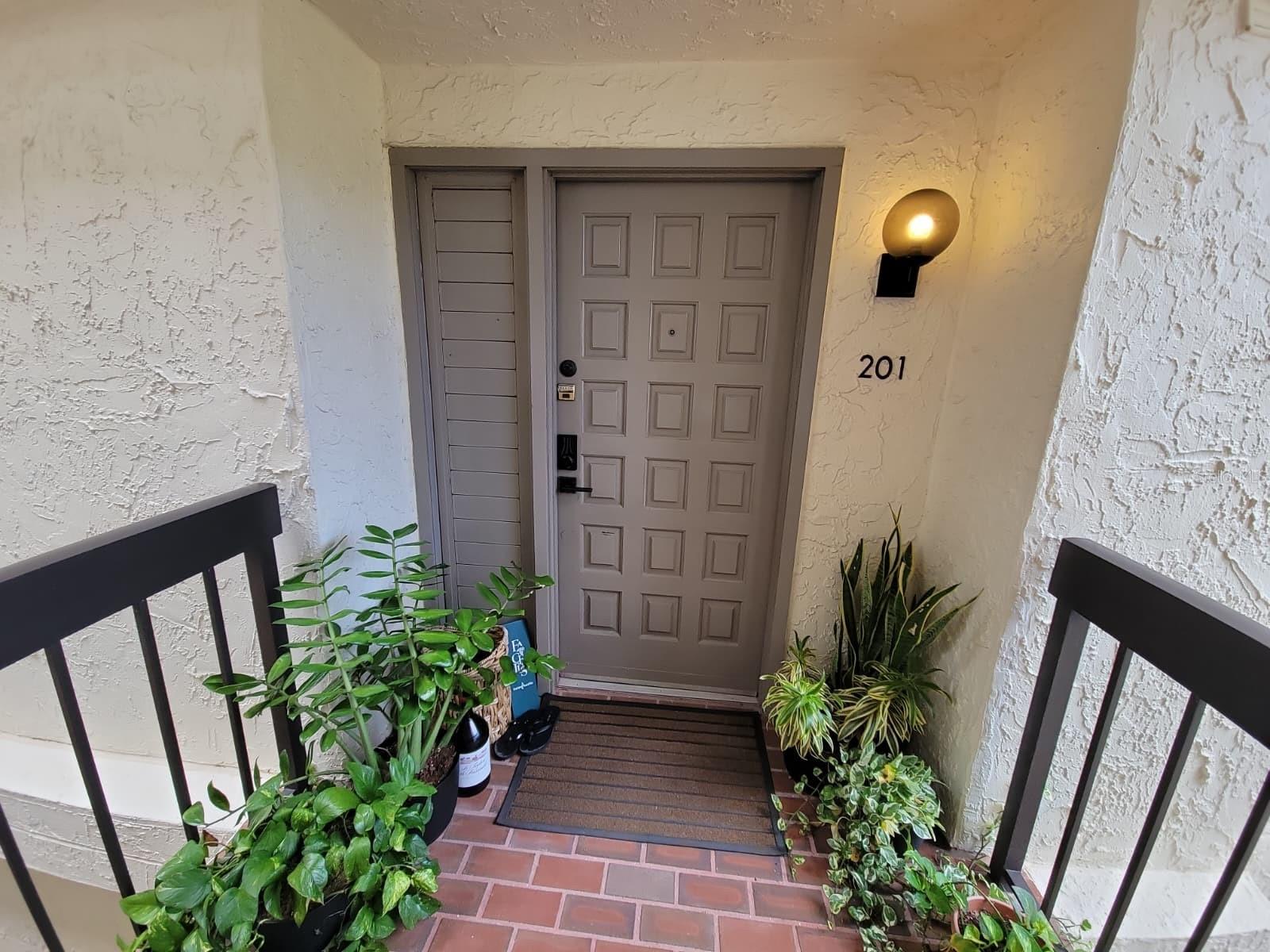 1925 Gulf Of Mexico Dr #G8-201, Longboat Key, FL 34228