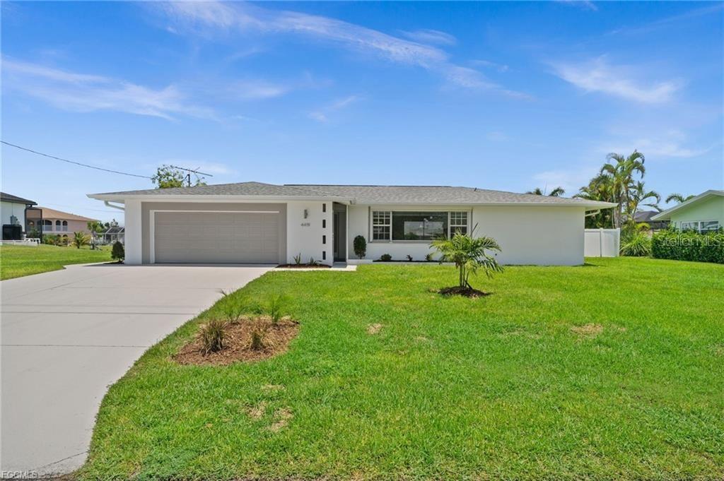 4424 N Bay Cir, North Fort Myers, FL 33903