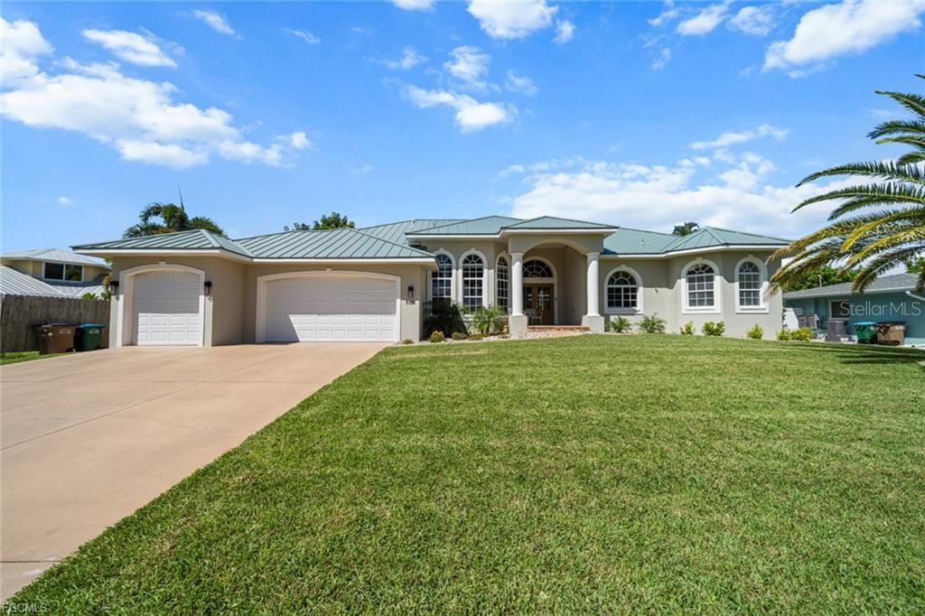 535 Coral Dr, Cape Coral, FL 33904