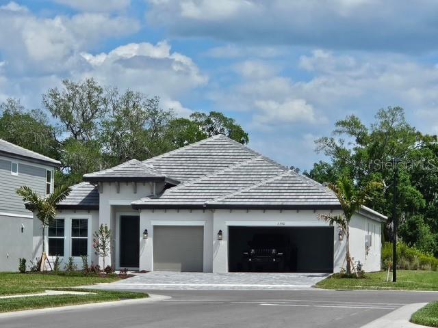 7590 Seahawk Ave, Sarasota, FL 34241