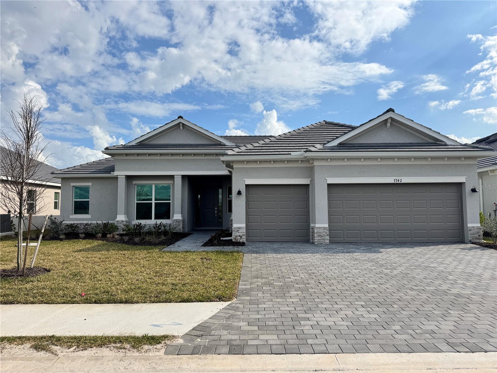 7742 Lakes Edge Ln, Port Charlotte, FL 33981
