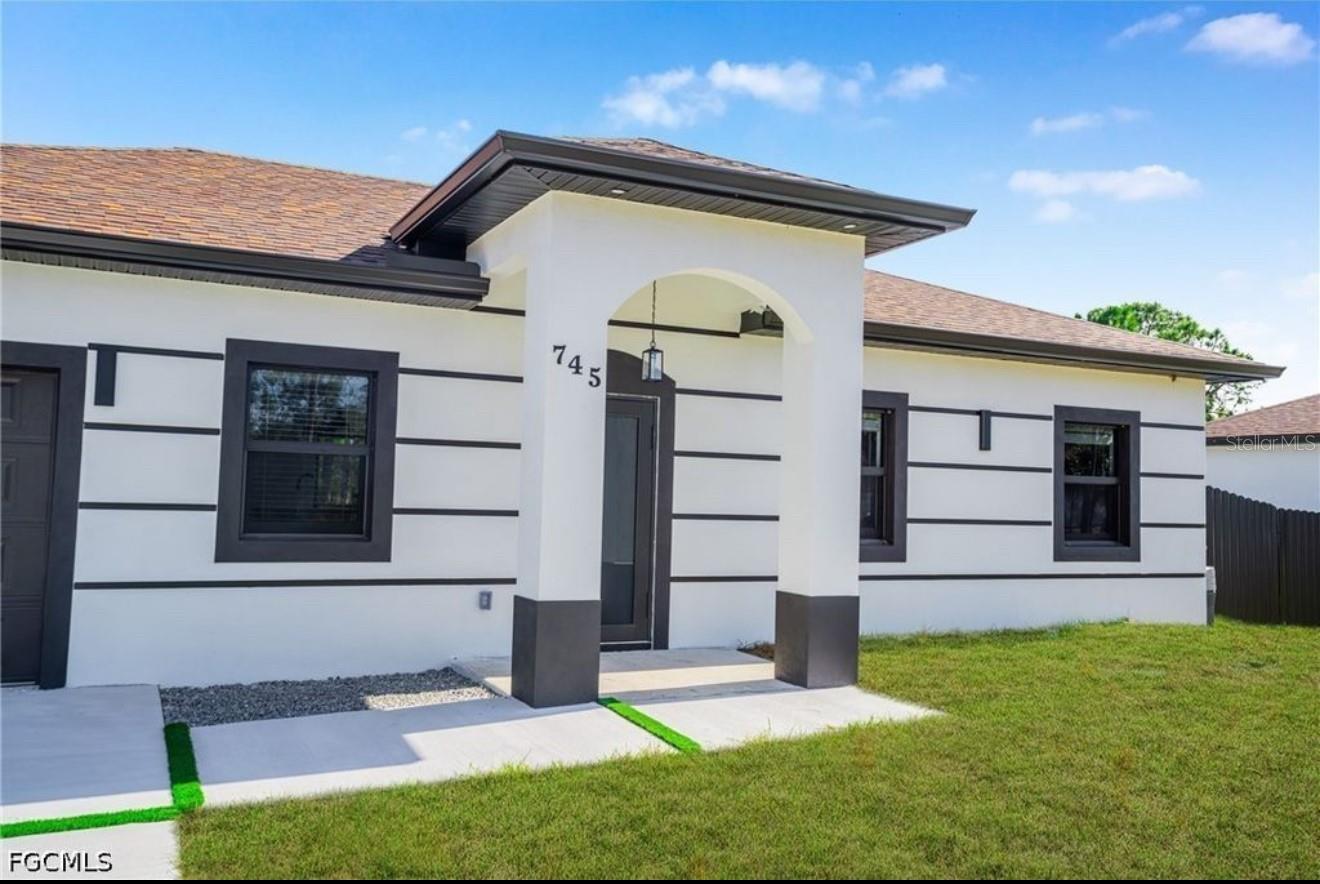 743 Roma Ave S, Lehigh Acres, FL 33974