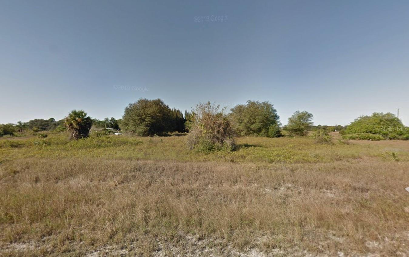 1617 Wells Ave, Lehigh Acres, FL 33972
