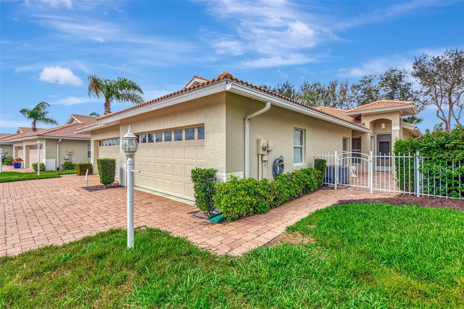 1113 Topelis Dr, Englewood, FL 34223