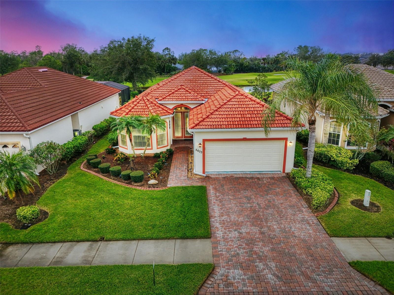 5633 Whispering Oaks Dr, North Port, FL 34287