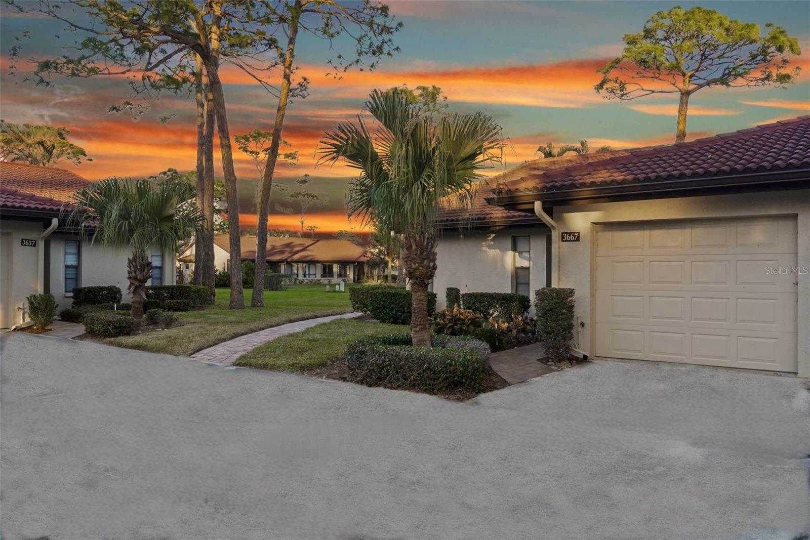 3667 Yellow Pine Ct #149, Sarasota, FL 34238