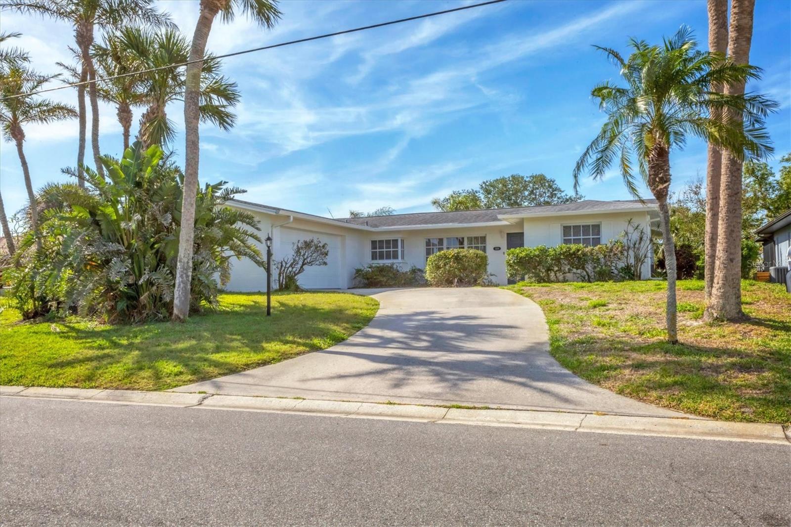 1220 Lakeside Dr, Venice, FL 34293