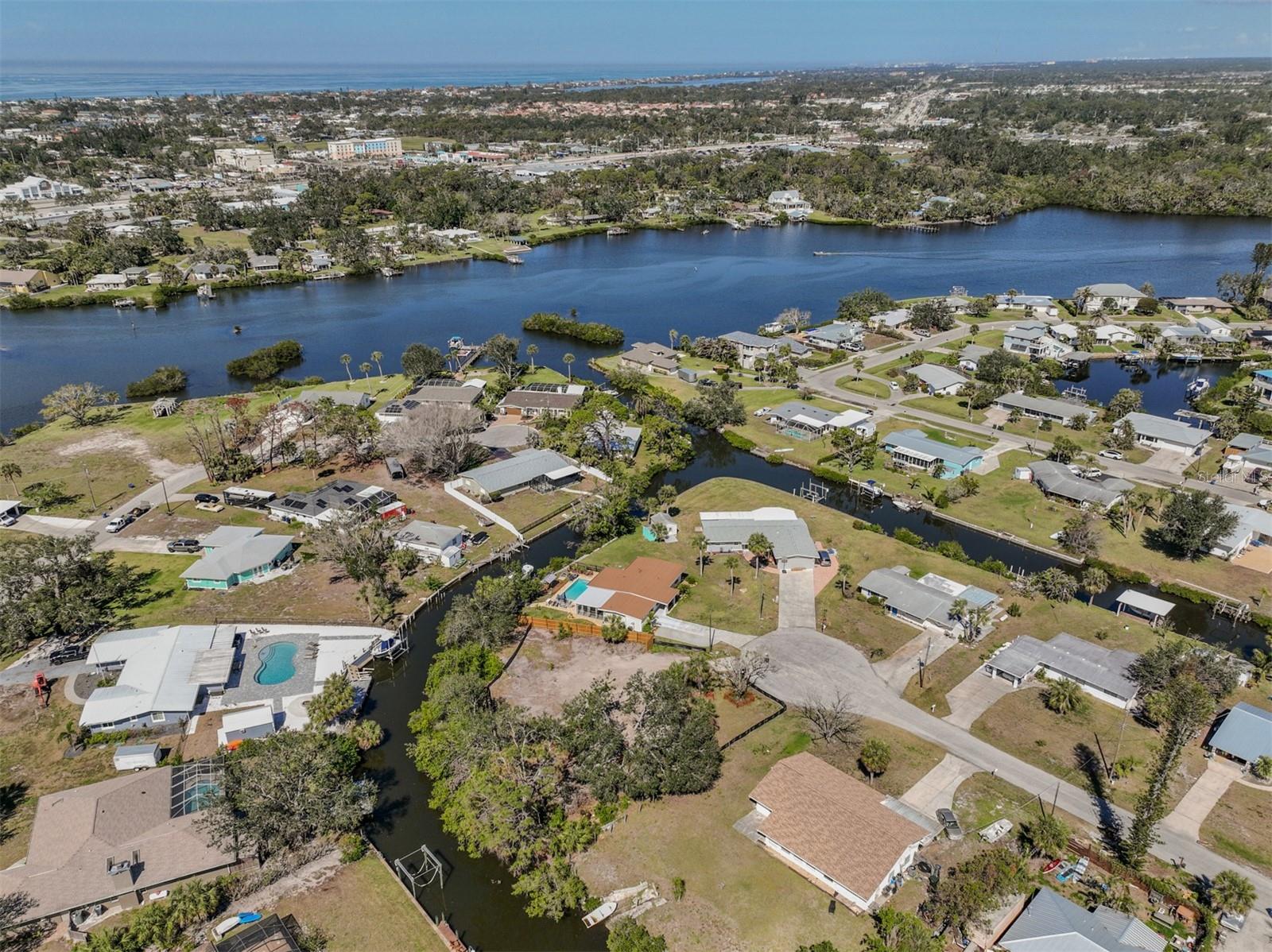 500 Canal Way, Nokomis, FL 34275
