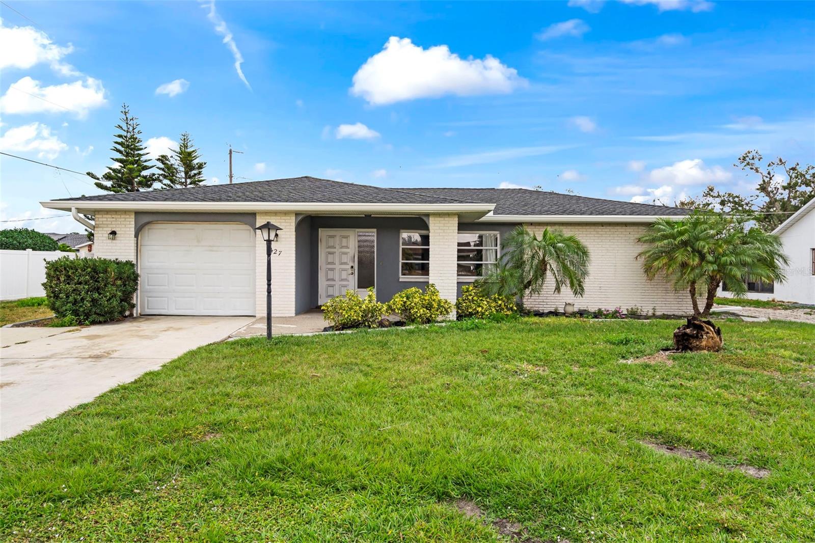 427 Canterbury Rd, Venice, FL 34293