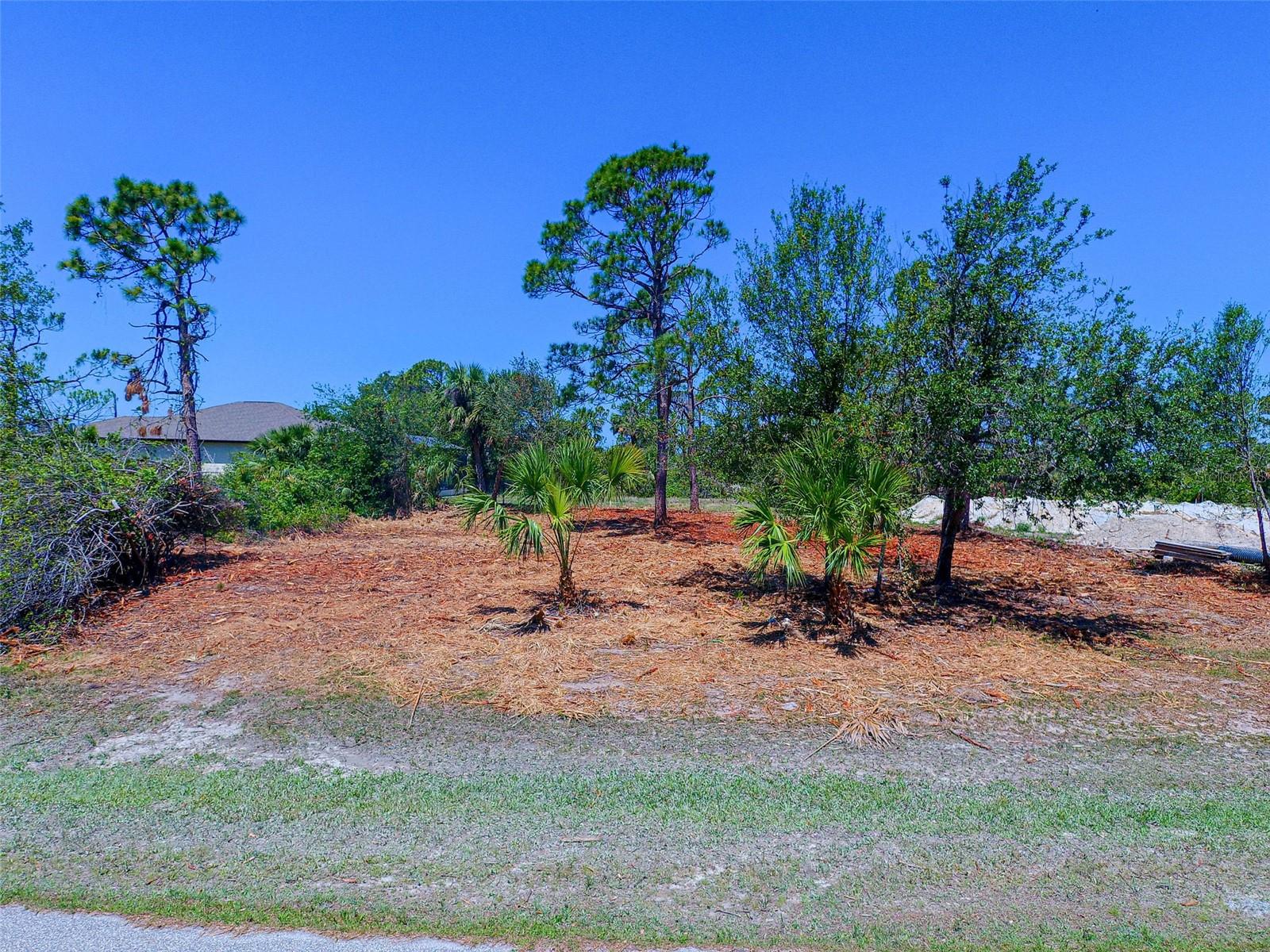 116 Redwood Rd, Rotonda West, FL 33947