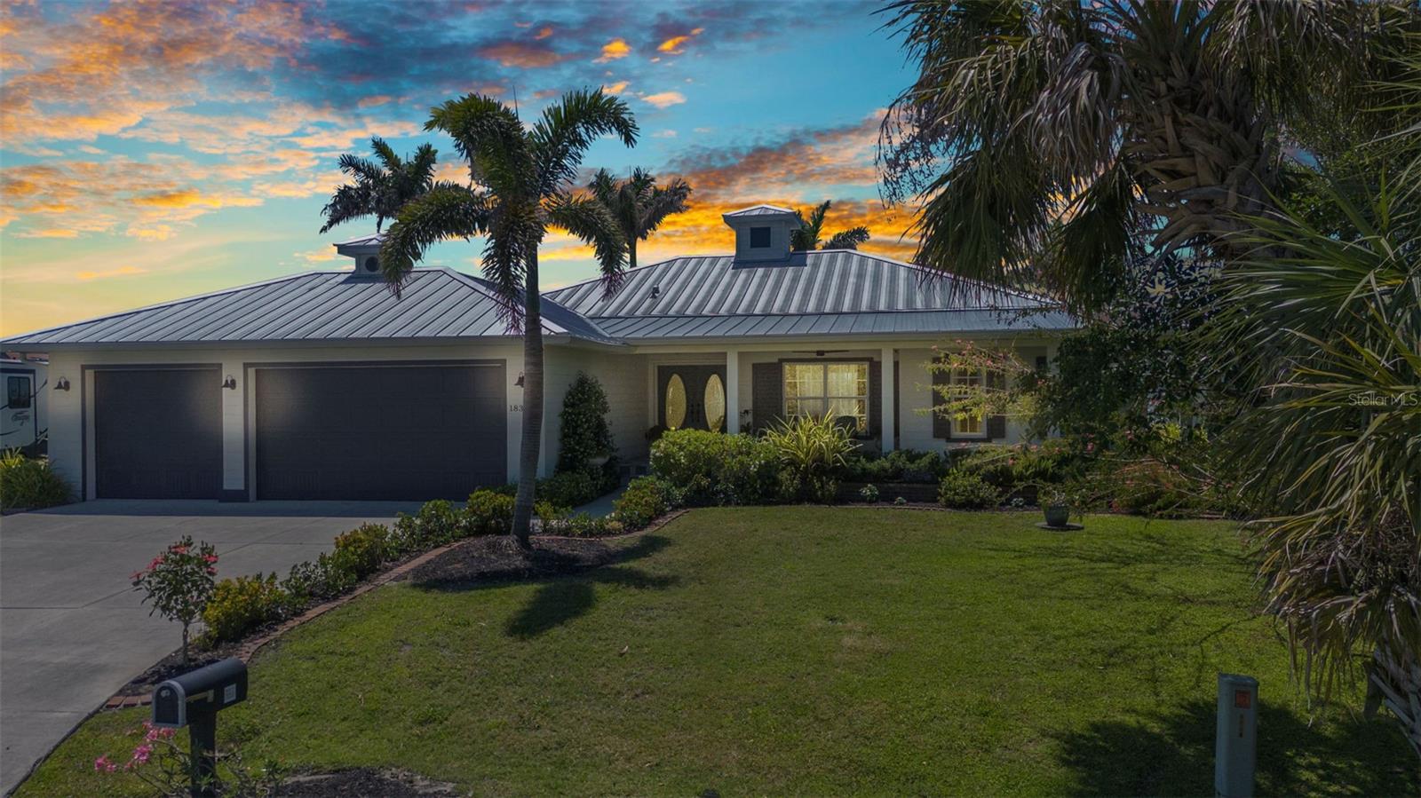 18382 Arapahoe Cir, Port Charlotte, FL 33948